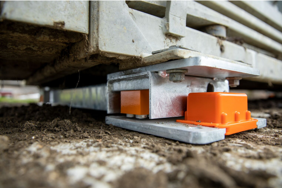 Wireless load bars